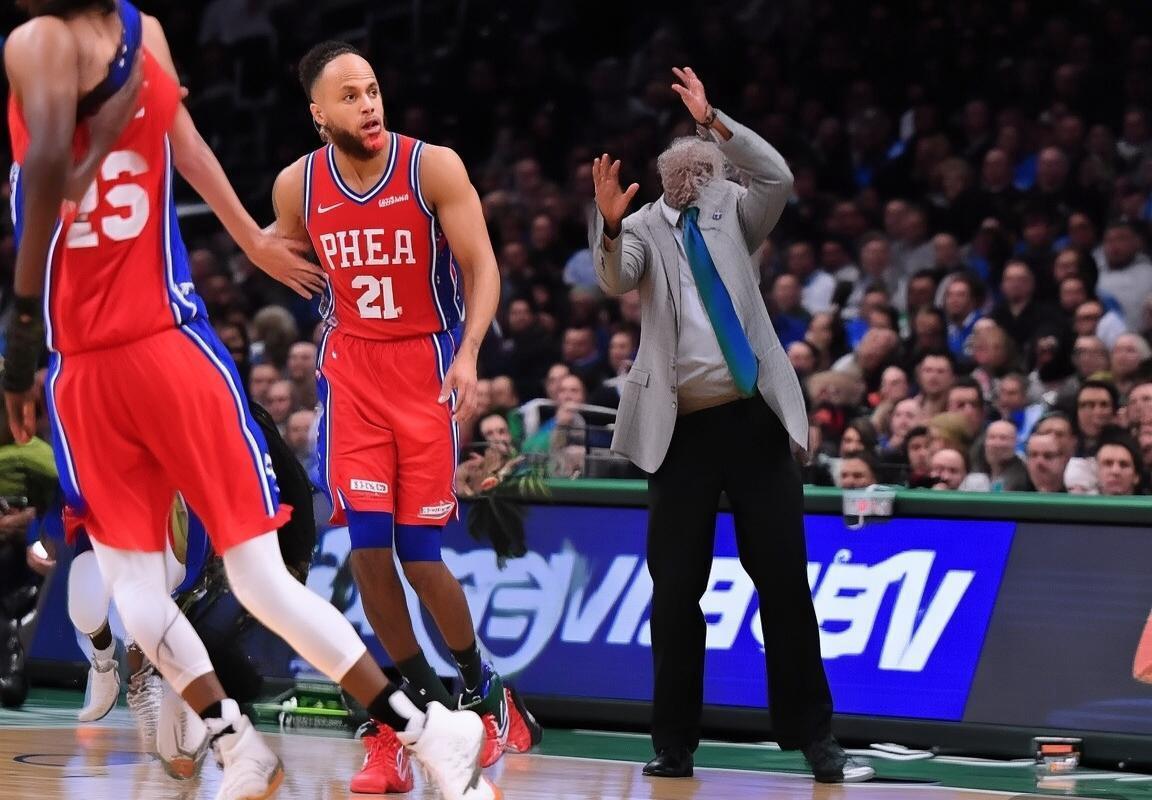 2023赛季费城76人对阵波士顿凯尔特人：巅峰对决精彩回顾(图3)